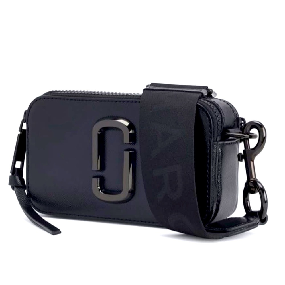 Marc jacobs bag . Black free shipping